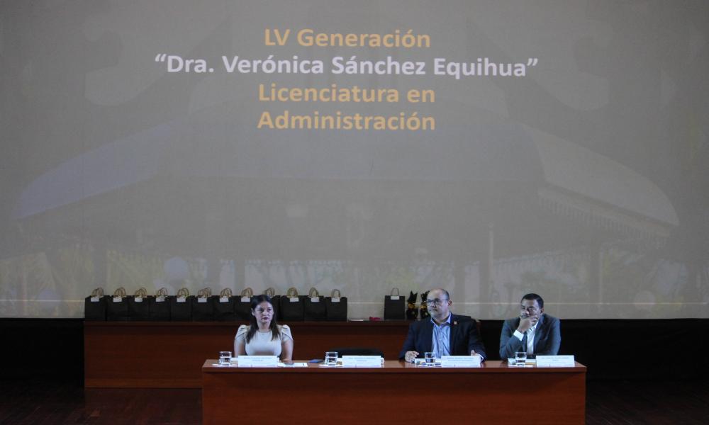 Universidad de Guadalajara celebra el acto académico de la LV Generación de Licenciados en Administración del CUCosta