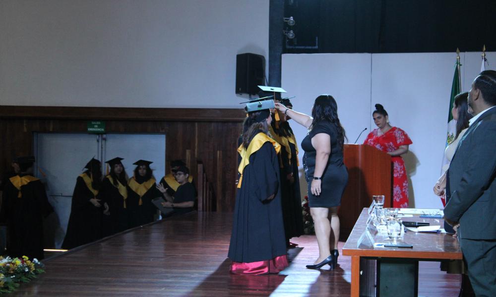 Universidad de Guadalajara celebra el acto académico de la LV Generación de Licenciados en Administración del CUCosta