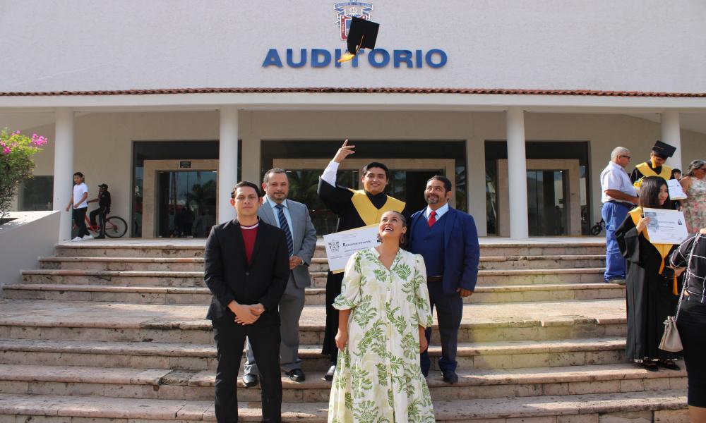 CUCosta celebra la graduación de Ingenierías en Comunicación Multimedia y en Computación