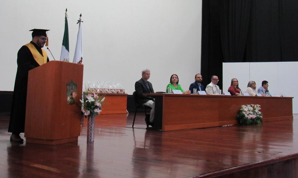 Egresan 34 profesionistas dispuestos a alcanzar sus metas en las Tecnologías de Información y Comunicación