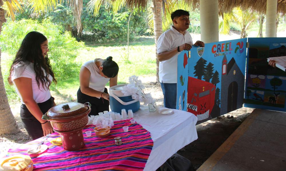 Estudiantes de Turismo presentan exposición de Estados y Pueblos Mágicos