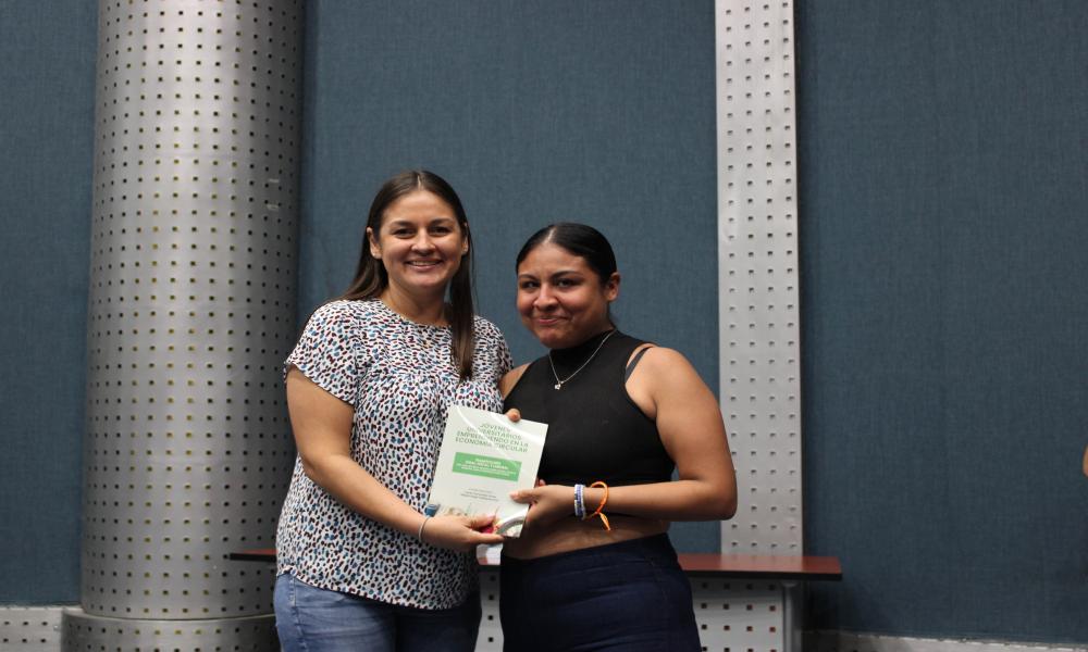 Presentan libro en honor al legado del Dr. Francisco Ríos Gallardo