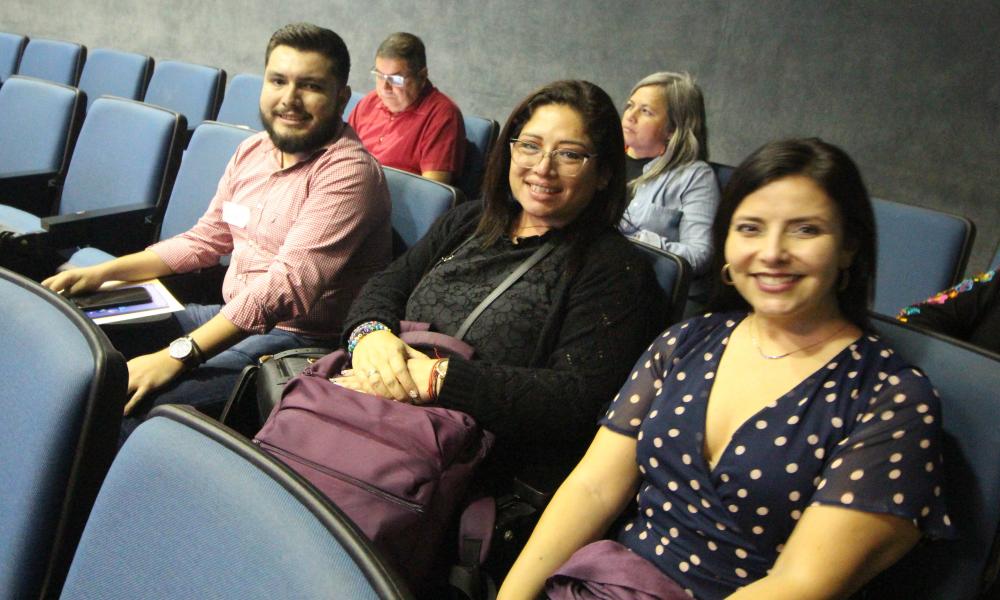 Firman carta intención de colaboración entre CUCosta, Atala Apodaca, A.C. y CLADEM