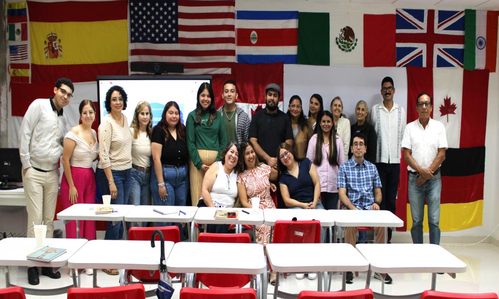 Docentes fortalecen su enseñanza del inglés