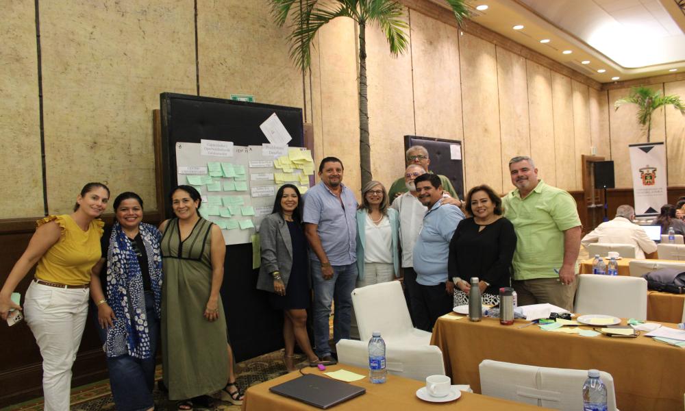 Docentes del CUCosta analizan futuro de la educación superior con enfoque integral y regional