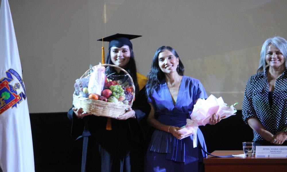 CUCosta celebra la graduación de tres licenciaturas con ceremonia académica institucional