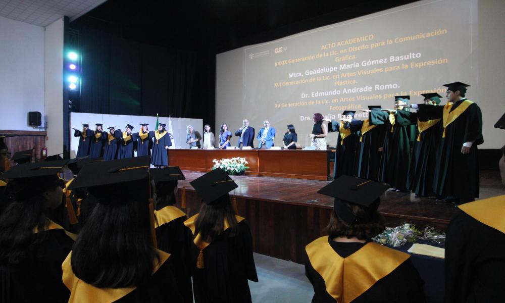 CUCosta celebra la graduación de tres licenciaturas con ceremonia académica institucional