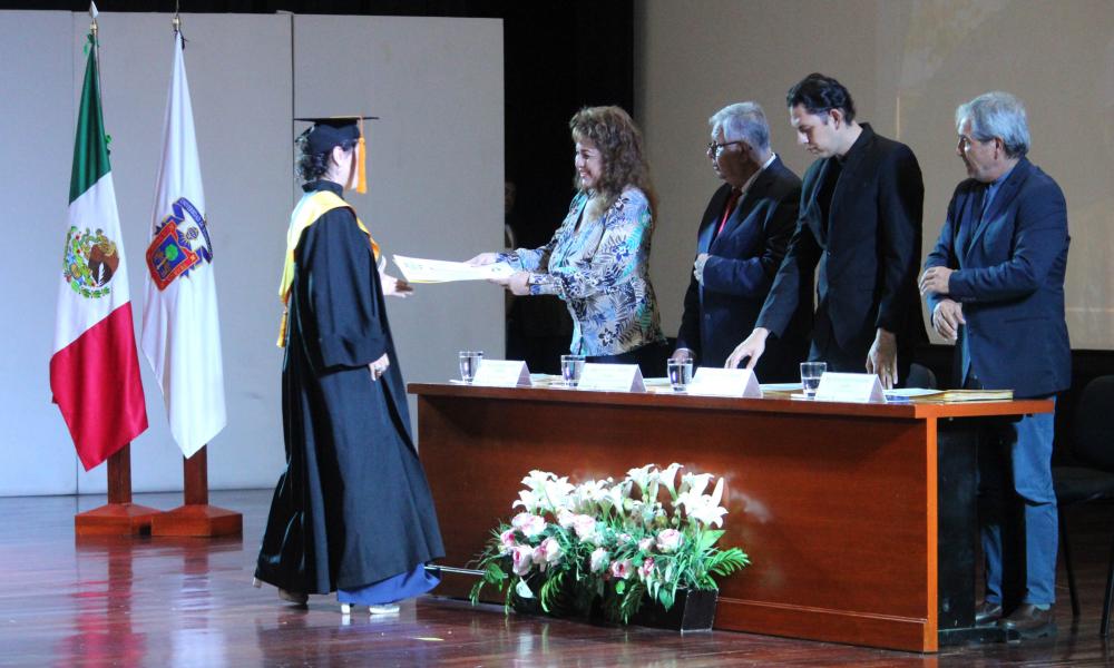 Egresan 50 arquitectos de la XLIII Generación del CUCosta