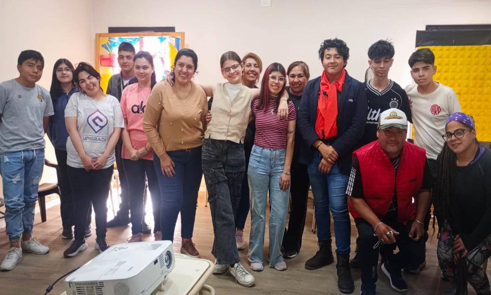 Estudiantes de Artes Visuales fortalecen su proyección internacional en residencia académica y artística en Argentina