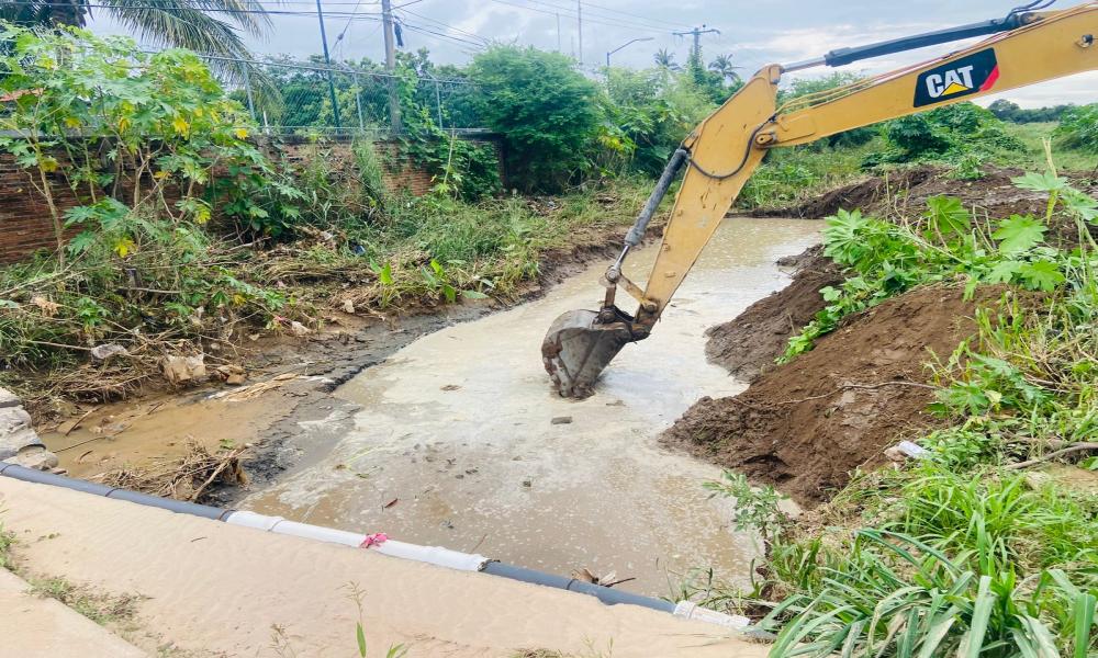 CUCosta y Gobierno de Puerto Vallarta refuerzan medidas de seguridad ante el temporal