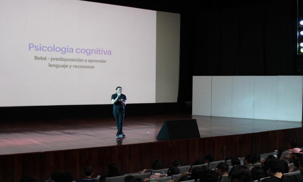 Centro Universitario de la Costa promueve la ética en el uso de la Inteligencia Artificial en estudiantes