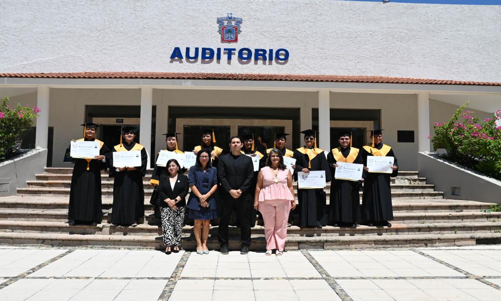 CUCosta celebra graduación de Ingenierías en Videojuegos y Telemática