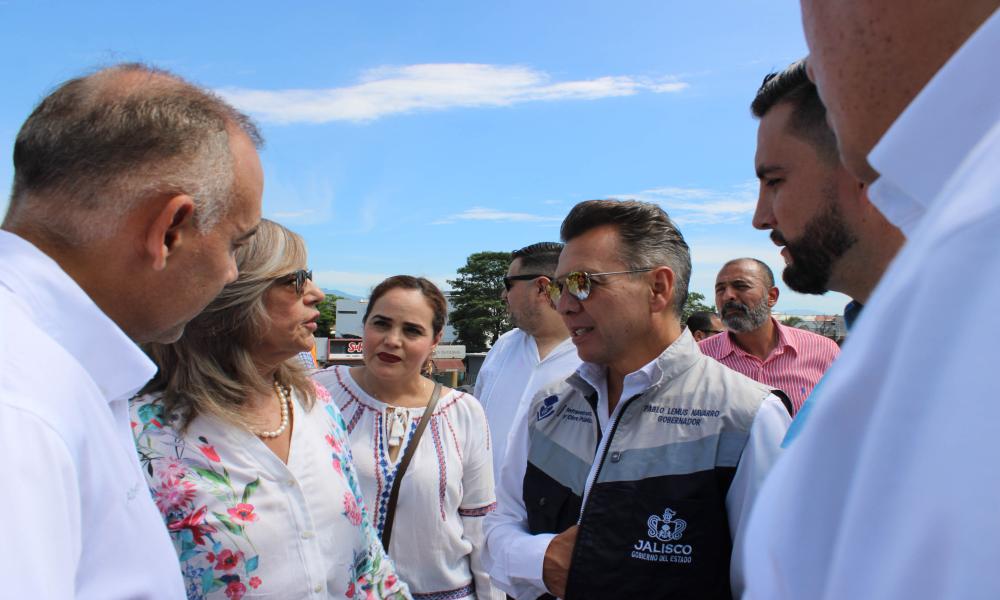 La Rectora del CUCosta acompaña al Gobernador en gira de trabajo en Puerto Vallarta