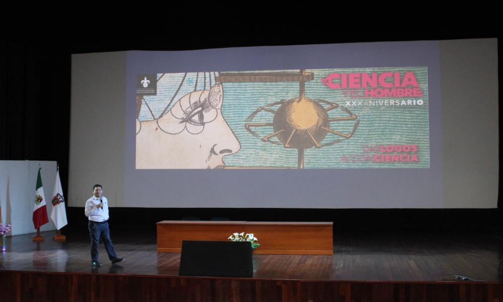 Taller de evaluación académica orienta la actualización de planes y programas educativos