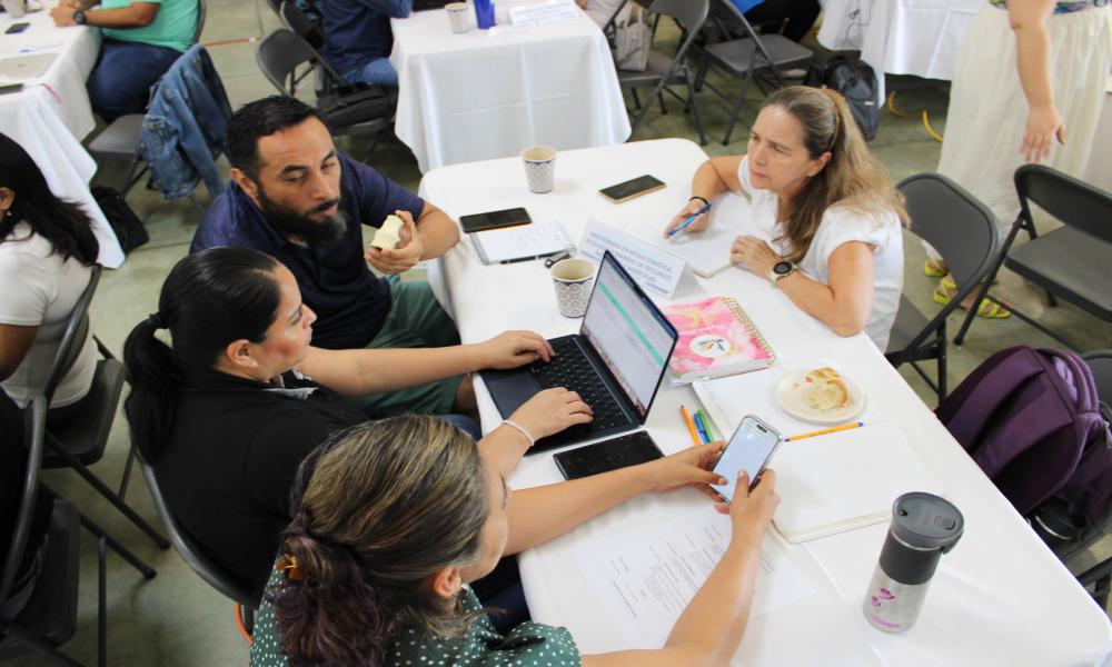 Taller de evaluación académica orienta la actualización de planes y programas educativos