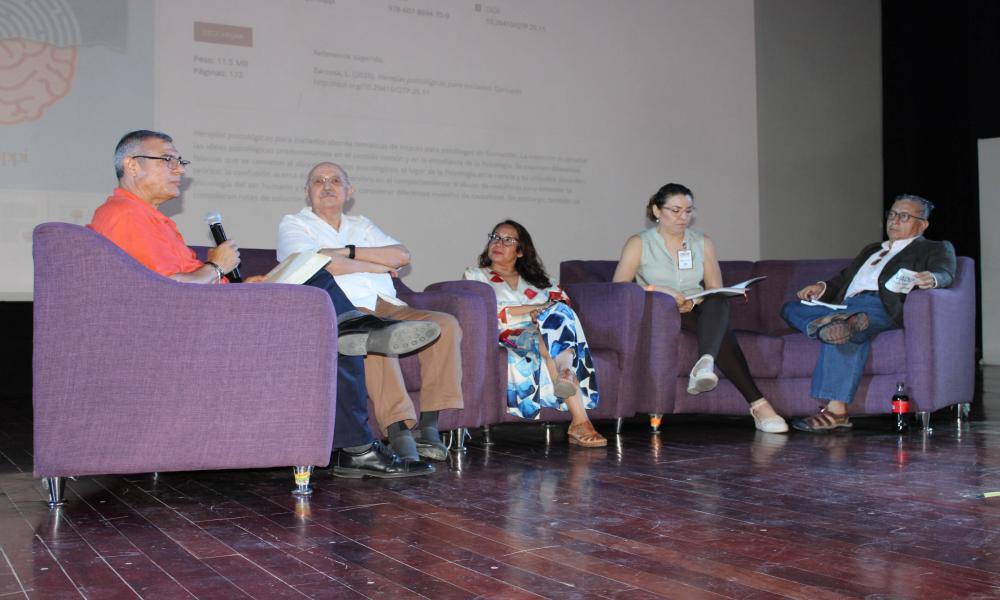 Presentan obras académicas en el marco del XXXIV Congreso Mexicano de Análisis de la Conducta en el CUCosta