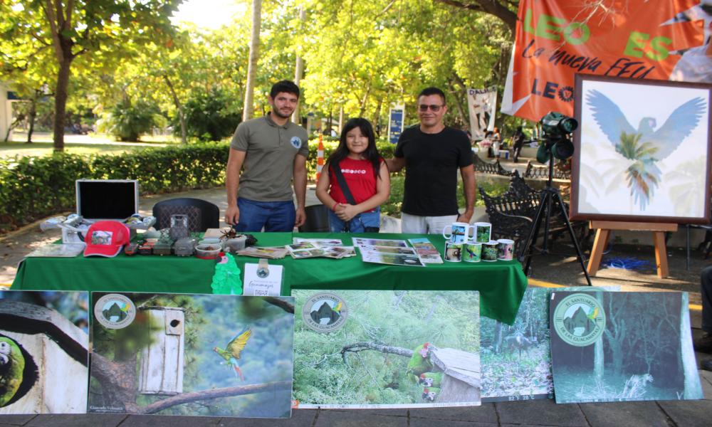 Celebra CUCosta el Día Mundial de los Animales con la Feria Ambiental