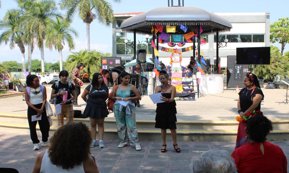 CUCosta conmemora el Día de Muertos con actividades académicas y culturales