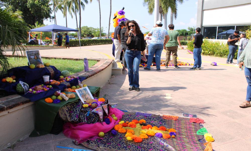 CUCosta conmemora el Día de Muertos con actividades académicas y culturales