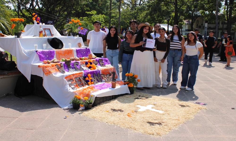 CUCosta conmemora el Día de Muertos con actividades académicas y culturales