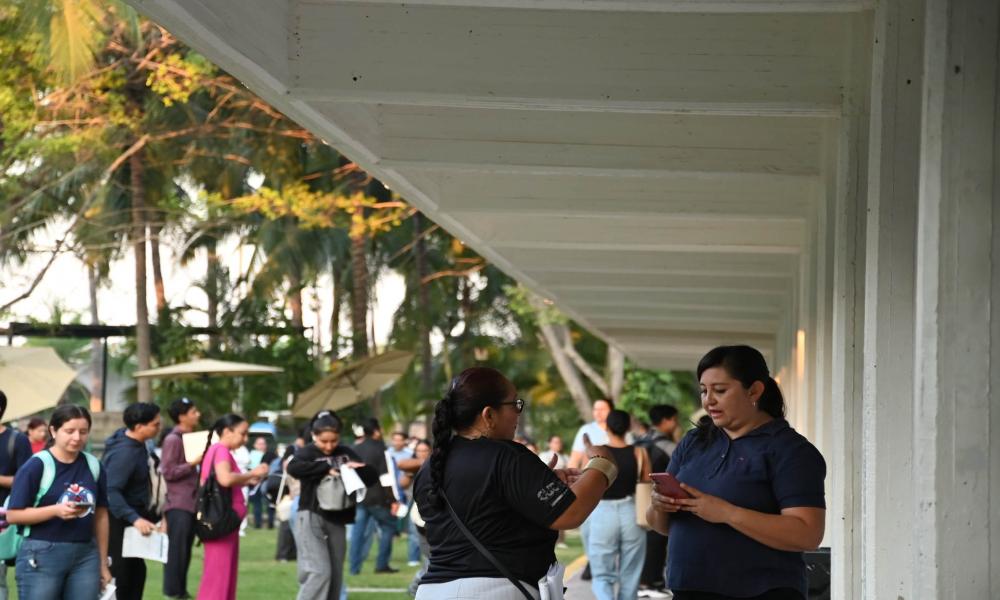 437 estudiantes del calendario 2025-B presentan el EGEL Plus de Ceneval en CUCosta