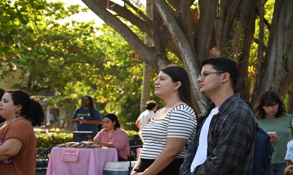 Exposición de Diseño para la Comunicación Gráfica resalta talento estudiantil
