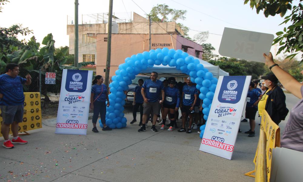 Participantes de la VI Carrera Leones Negros Diagnosti-k 2025 - Tuito