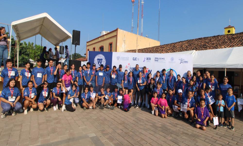 Más de 300 corredores llenan de energía El Tuito en la VI Carrera Leones Negros Diagnosti-k 2025