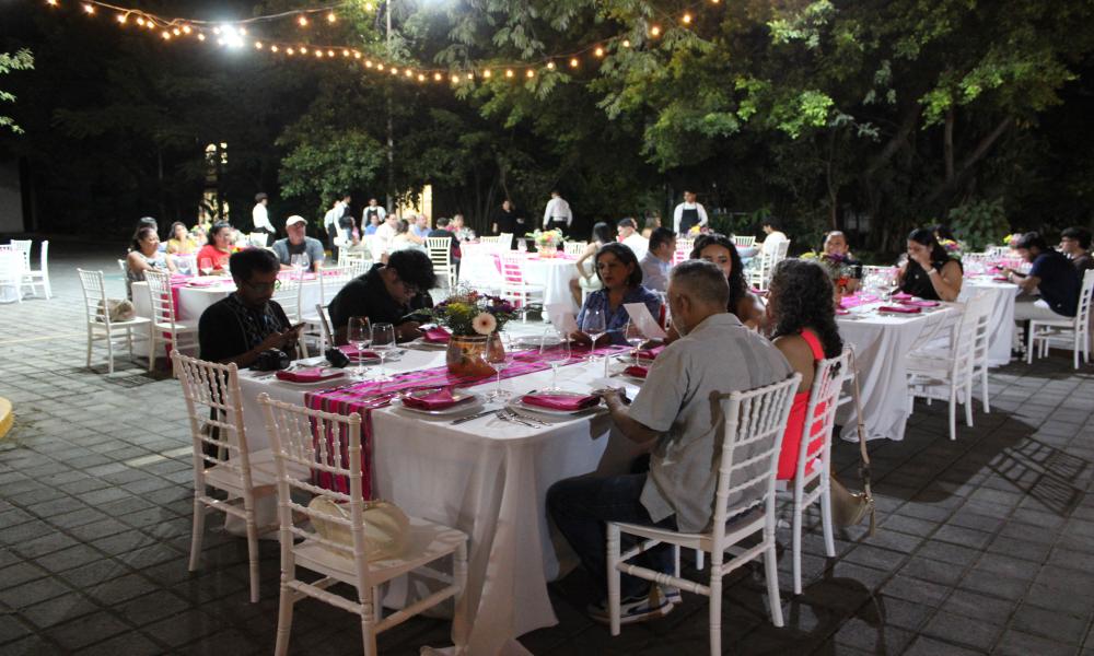 Estudiantes de Ciencias y Artes Culinarias presentan la cena especial “Sabor y Raíz”