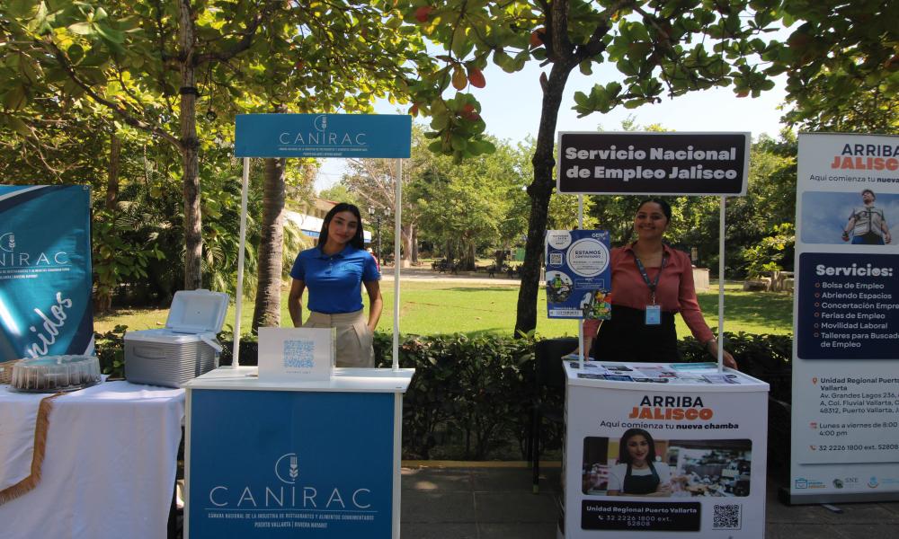 Feria del Empleo en el CUCosta acerca a estudiantes a oportunidades laborales - CANIRAC y Servicio Nacional del empleo Jalisco
