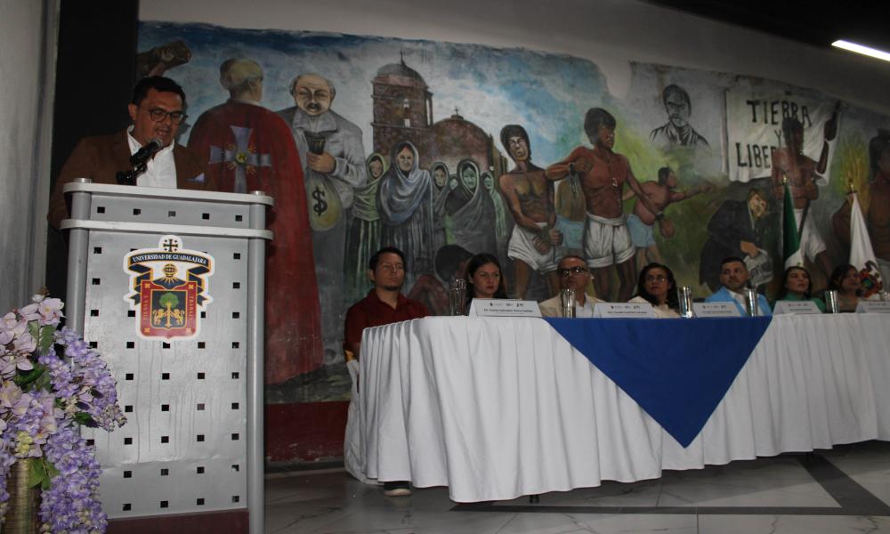 Se gradúan 17 nuevos profesionales en la Sede Tomatlán del CUCosta