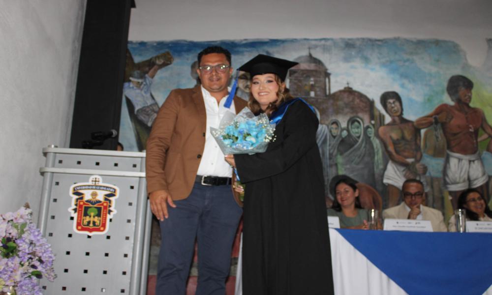 Se gradúan 17 nuevos profesionales en la Sede Tomatlán del CUCosta