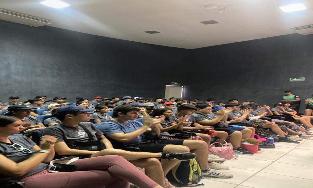 Estudiantes de Turismo presentan Expo Riqueza Cultural y Natural de México