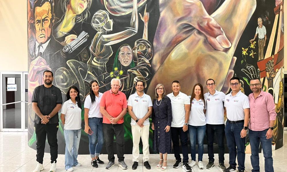 Recibe CUCosta delegación de profesores de la Escuela Nacional de Deportes de Cali, Colombia