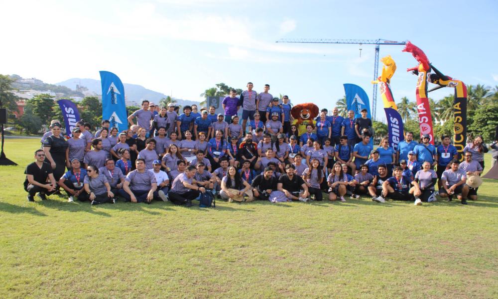 Carrera Leones Negros Diagnósti-K 2025 - Foto Grupal del Staff