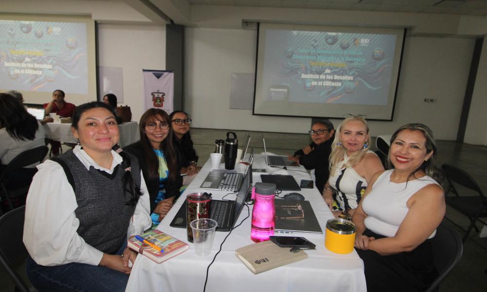 CUCosta primer centro UDG en impartir talleres de IAG aplicada a la docencia