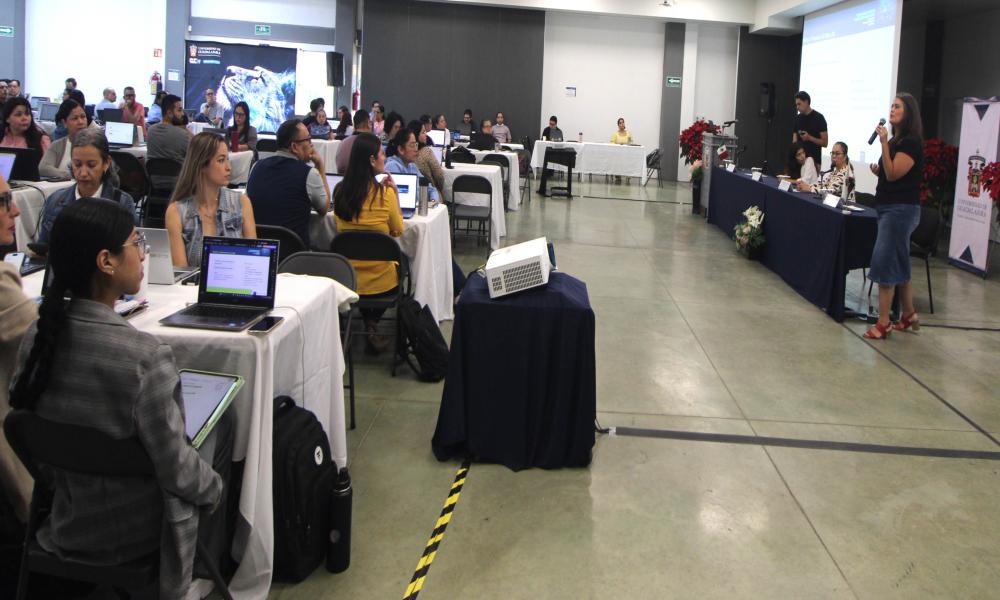 Inicia el tercer taller de “Inteligencia Generativa Aplicada a la Docencia” en CUCosta