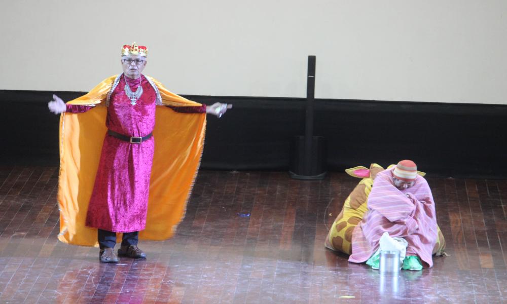 Presentación de la pastorela/parodia “Shut Up!, en busca del hijo del cielo"