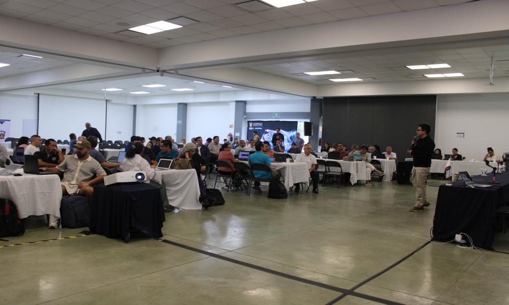 CUCosta primer centro UDG en impartir talleres de IAG aplicada a la docencia