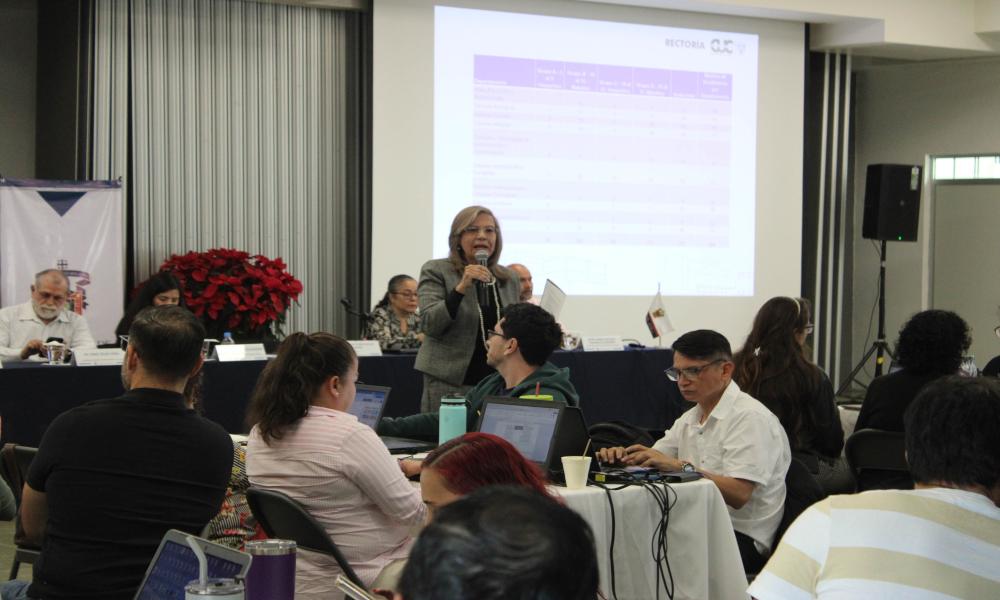 CUCosta fortalece la innovación educativa con la capacitación de 311 docentes en Inteligencia Artificial