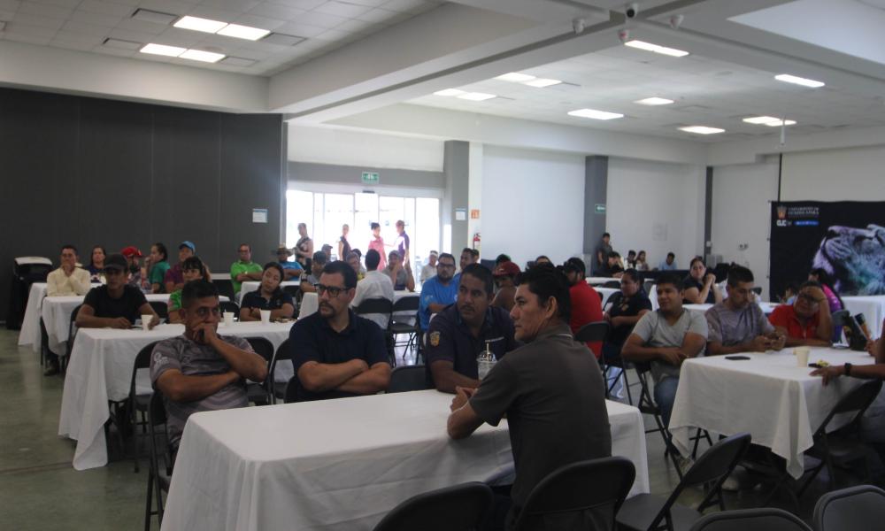 CUCosta fortalece condiciones laborales de Servicios Generales y reconoce su labor