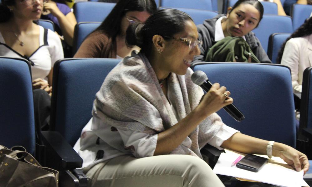 Estudiantes presentan avances de investigación en el 6.º Coloquio de Investigación para el Diseño