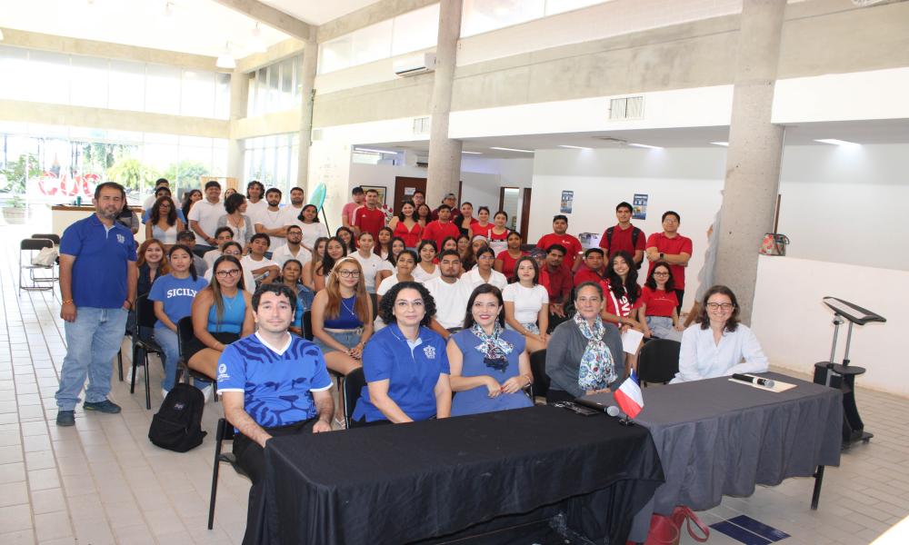 Realizan “Encuentro de Francés” como cierre del semestre 2025-B en el Centro Universitario de la Costa