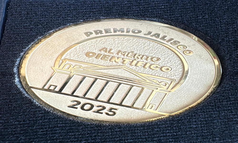 Dr. Luis Javier Plata Rosas recibe el Premio Jalisco 2025 en el Ámbito Científico
