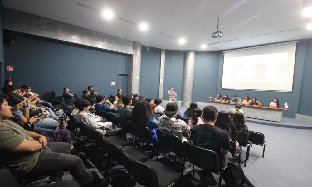 Movilidad académica, ejercicio profesional y titulación, ejes del tercer día de la Semana de la Biología