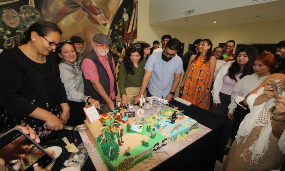 Con la tradicional partida del pastel y actividades deportivas concluye la “Semana de Biología” en CUCosta