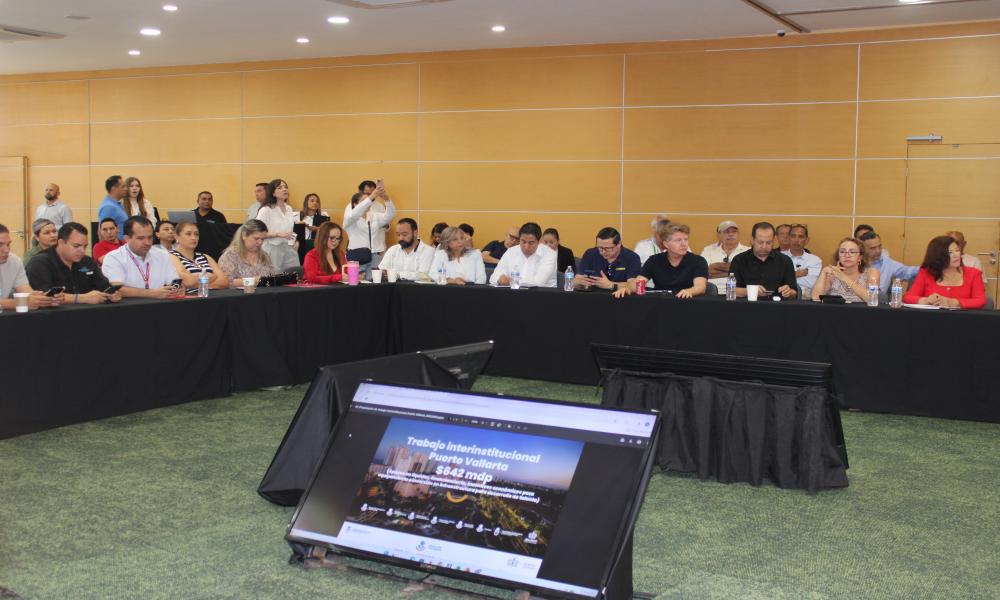 CUCosta refrenda su compromiso con la estabilidad y reactivación de Puerto Vallarta