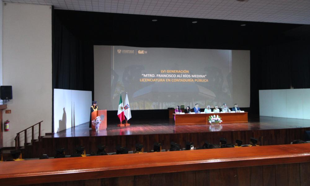 CUCosta celebra acto académico de la LVI Generación de la Licenciatura en Contaduría Pública