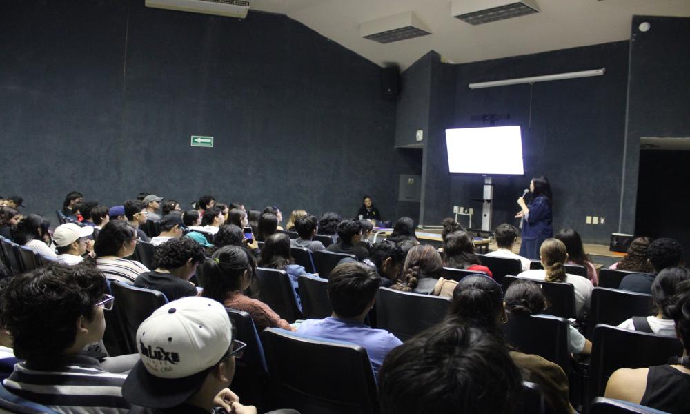 Estudiantes de la UdeG cuentan con más de 300 opciones de intercambio académico