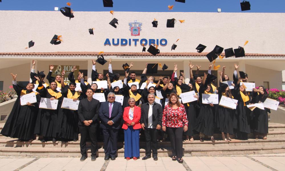 Egresó la XLIV Generación de la Licenciatura en Arquitectura del CUCosta